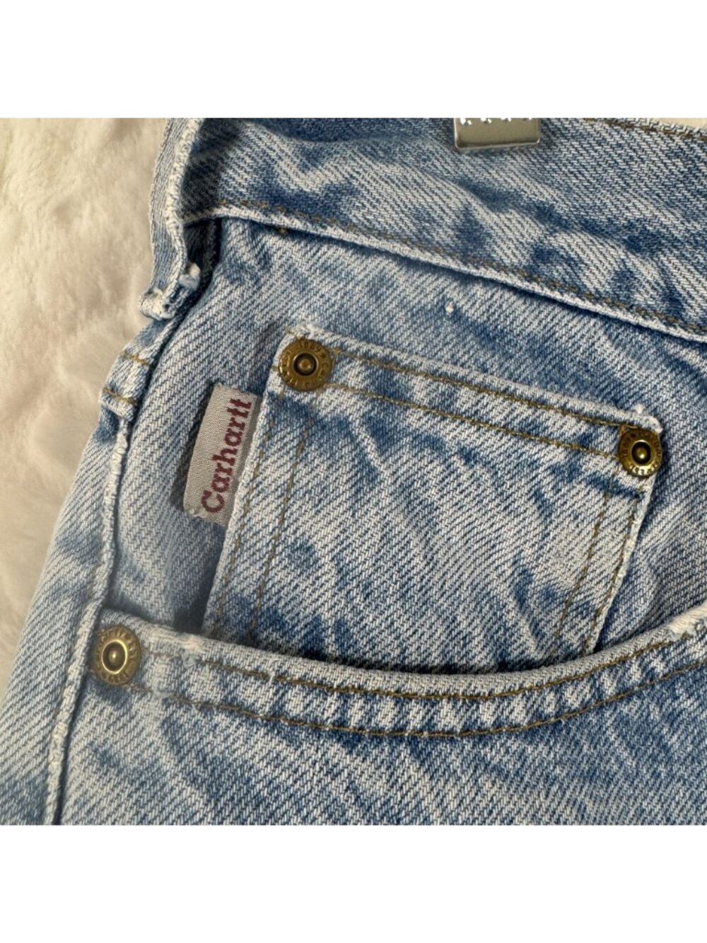 Vintage Carhartt Light Wash Denim Frayed Hem High-Waisted Shorts Streetwear - Picture 2 of 6